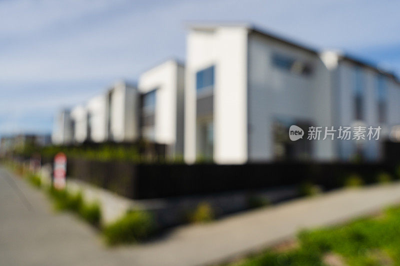 Out of focus homes。